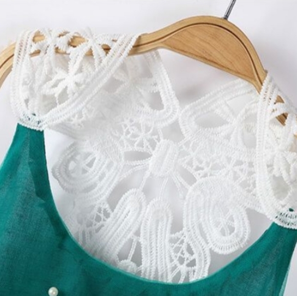 Girls Sleeveless Party/Princess Dress - Picture 2 of 4